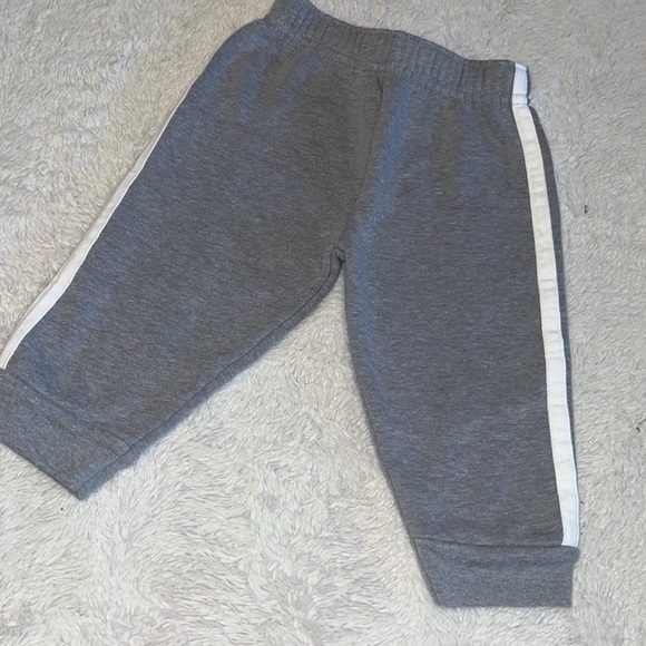 (3 for $10) grey sweats - Picture 3 of 4